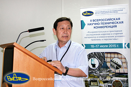 Михаил Лебедев